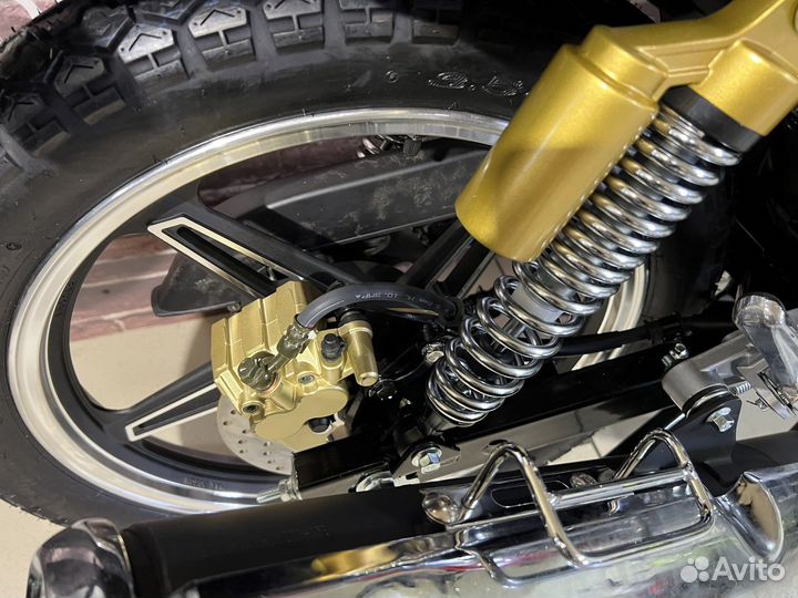 Дорожный мотоцикл Racer Magnum 200 (баланс.вал)