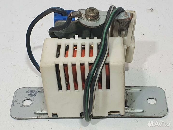 Усилитель антенны Mitsubishi Galant 8