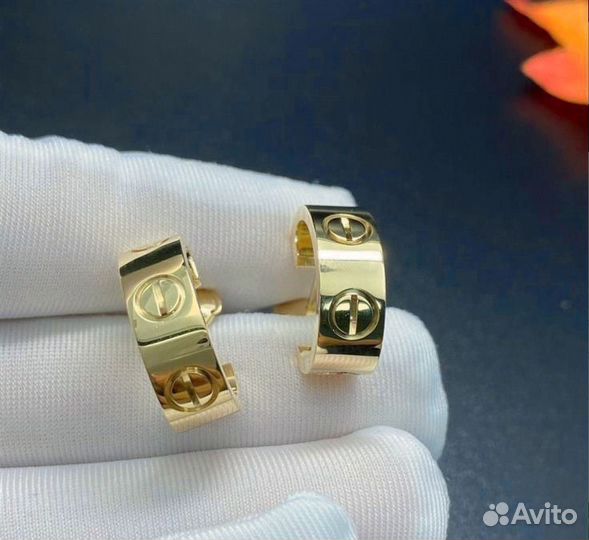 Серьги Cartier Love 750