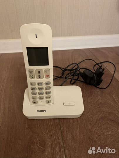 Беспроводной телефон Philips D400
