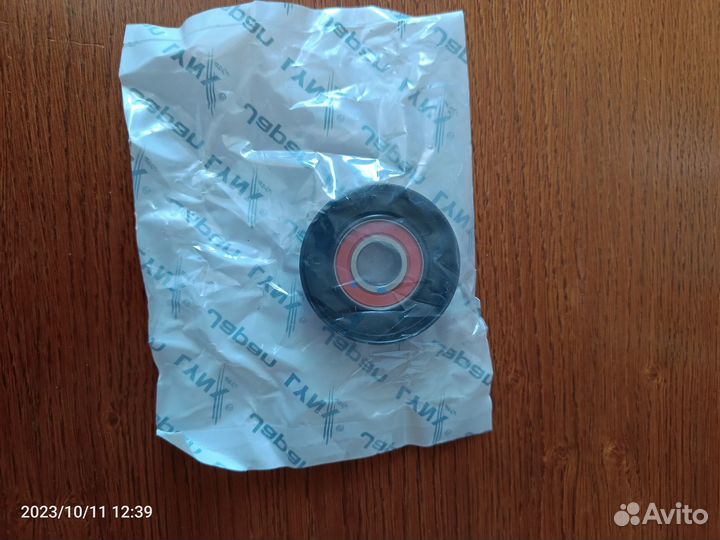 Помпа, водяной насос opel Astra H/Vectra C/cruze L