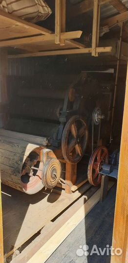 Продам чесальную машину для шерсти