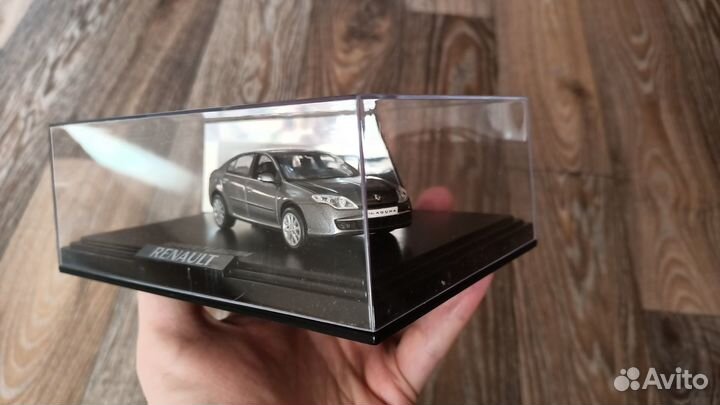 Модель автомобиля Renault Laguna