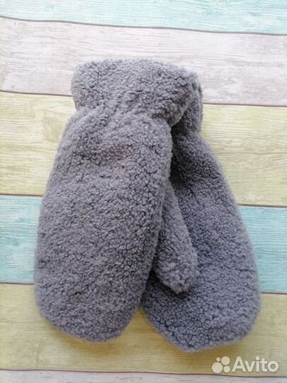 Варежки женский ягнёнка