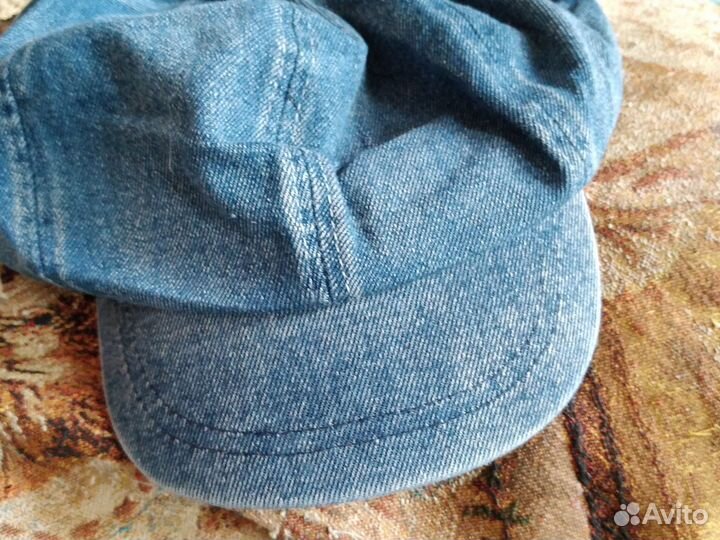 Продам джинсовый комбинезон