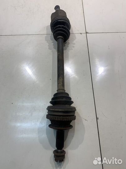 Полуось (привод) (передний, левый)