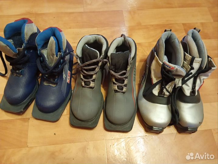 Лыжные ботинки