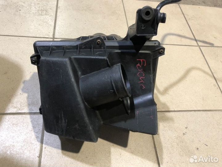 Корпус воздушного фильтра Ford Focus C-Max