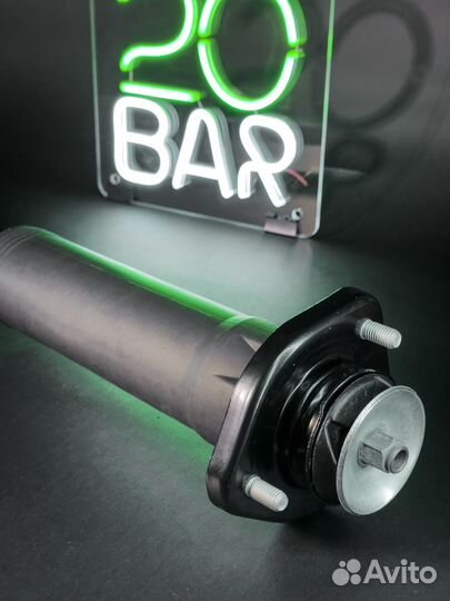 Задний правый амортизатор Range Rover L322 with VD