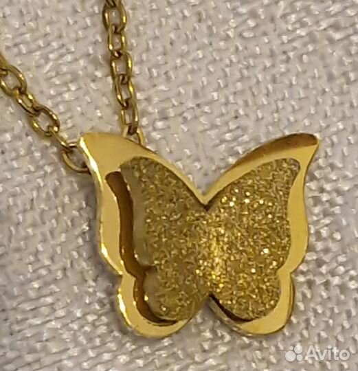 Цепочка с бабочкой. Бижутерия