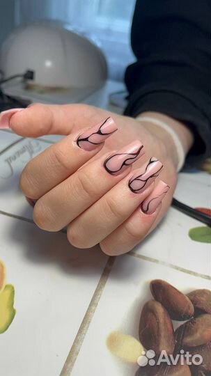 Мастер маникюра