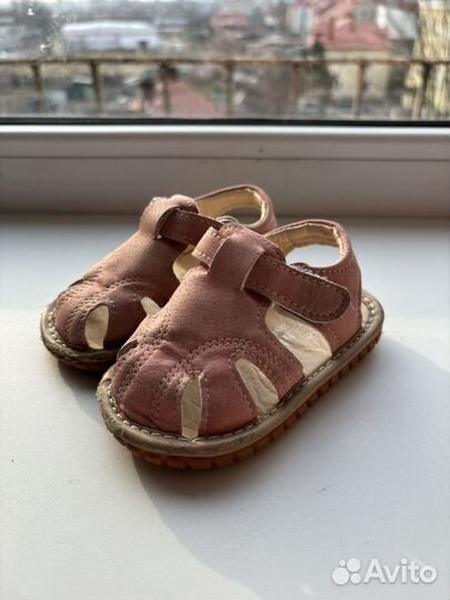 Сандалии для девочки