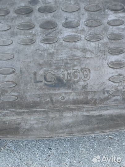 Коврик в багажник toyota land cruiser 100 lc100