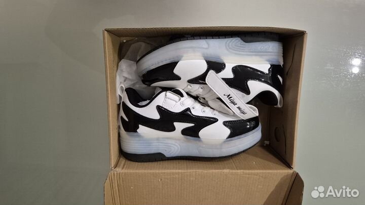 Роликовые кроссовки на 2-х роликах светящиеся