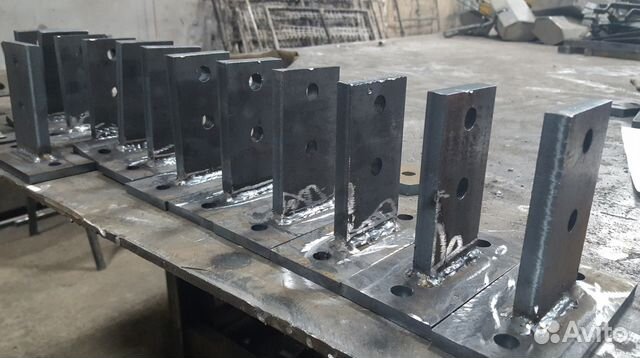 Закладные металлические