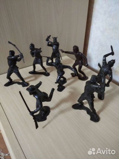 Модель солдатиков