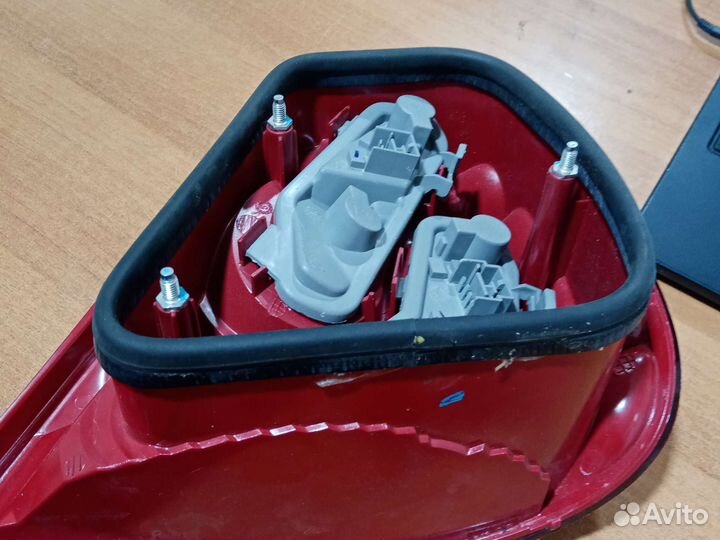 Фонарь задний левый Fiat Siena