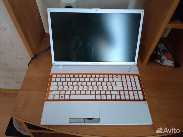 Ноутбук samsung np300v5a