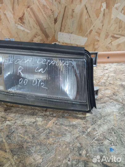 Фара Правая Шкода Октавия Тур до Рестайлинг