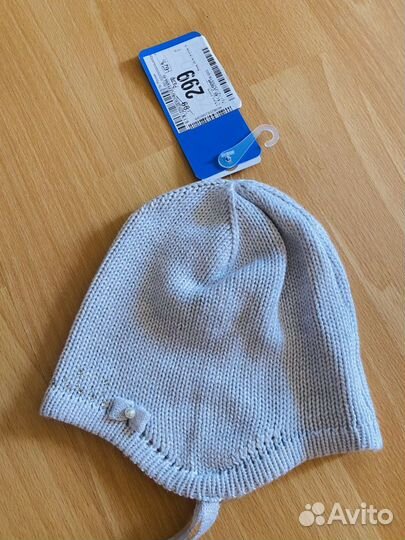 Шапочка для девочки новая