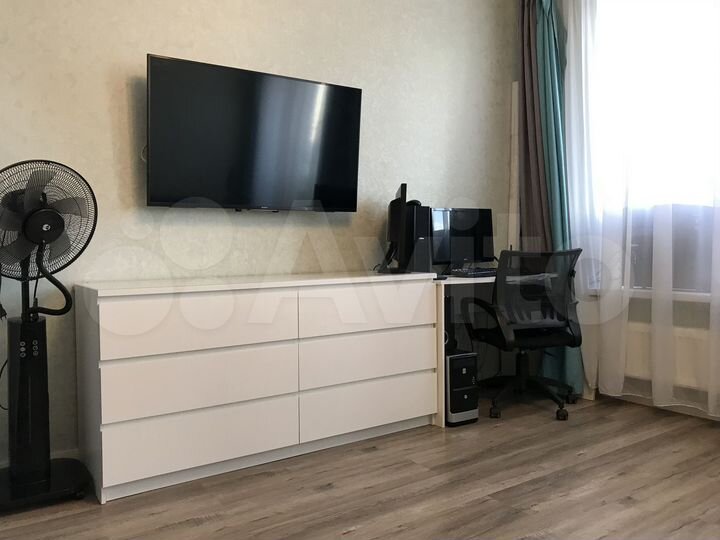 Квартира-студия, 27,8 м², 19/32 эт.