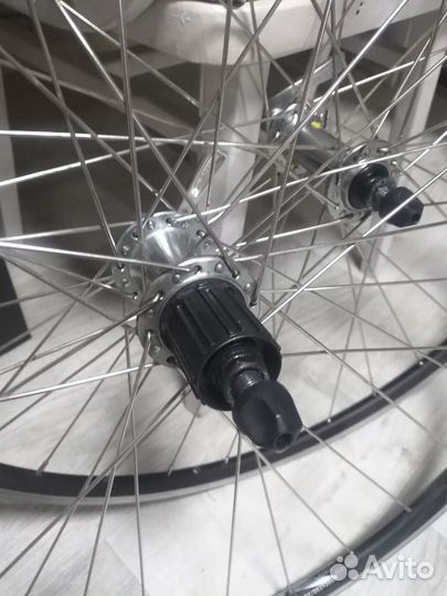 Колеса для шоссейного велосипеда 