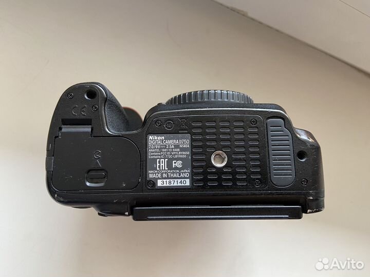 Зеркальный фотоаппарат Nikon D750
