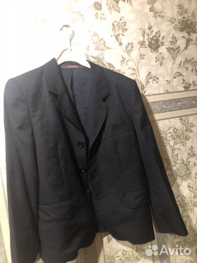 Школьный пиджак на мальчика черный в полску 134