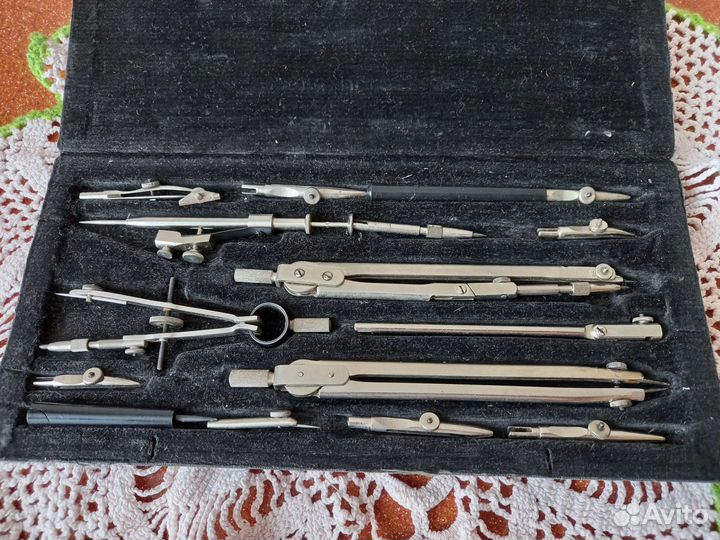 Готовальня