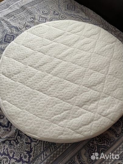 Матрас в круглую кроватку