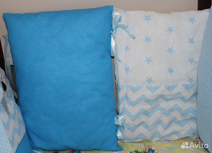 Бортики в кроватку (ручная работа)