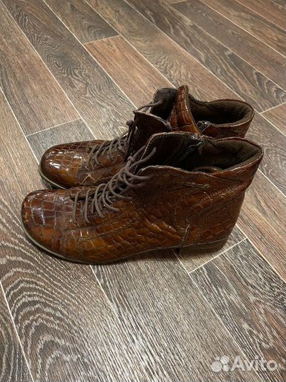 Ботинки женские 40 размер бу