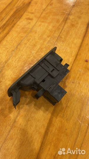 Кнопка стеклоподъемника Nissan Primera (P12)