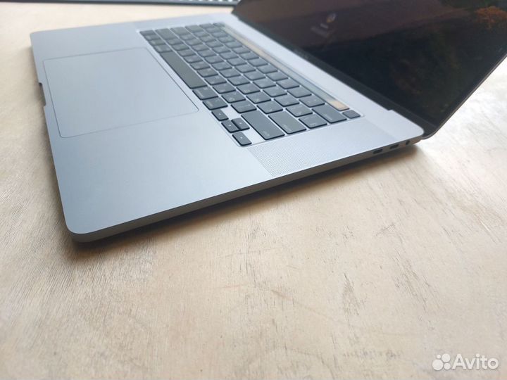 MacBook Pro 16 2021 i9/64/10gb видео/отличн.сост