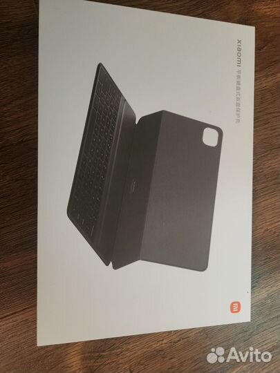 Чехол - клавиатура Xiaomi новая