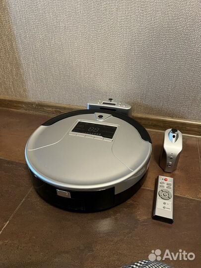 Робот пылесос