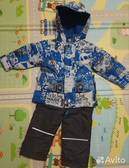 Демисезонный костюм на мальчика 80 86
