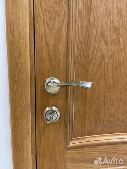 Двери межкомнатные с коробкой б/у