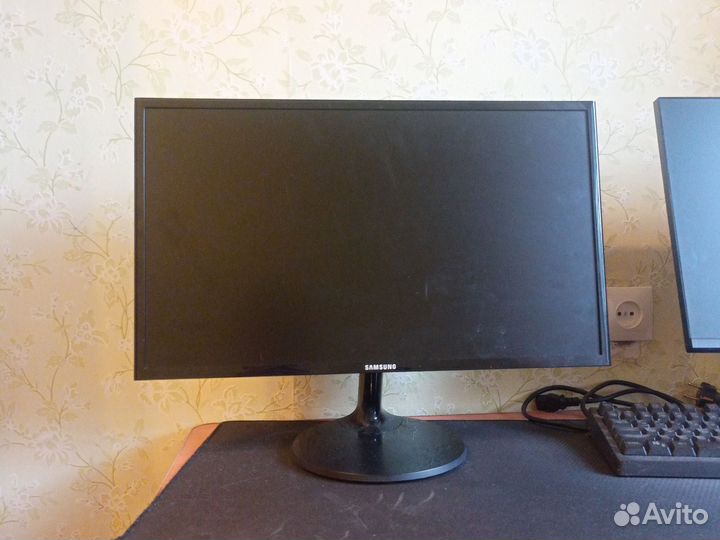 Монитор Samsung S24F354FHI 24 дюйма