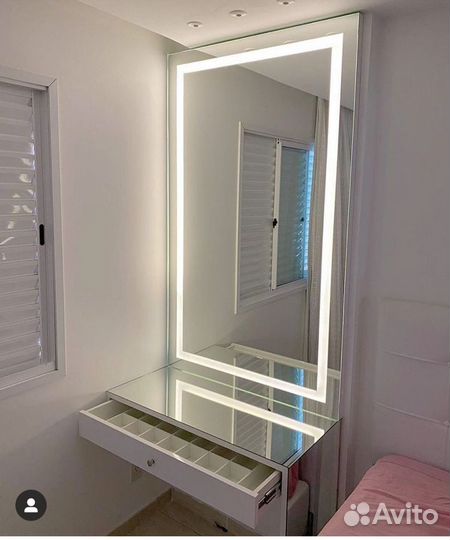 Зеркало в спальню в ванную новое