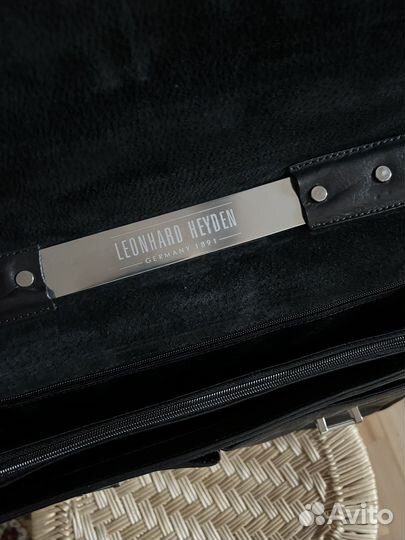 Мужской кожаный портфель новый италия