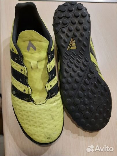 Продам футзалки