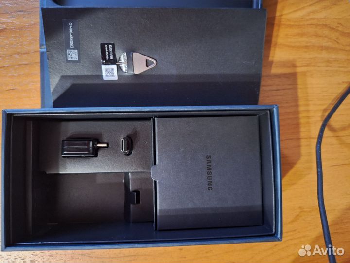 Samsung Galaxy S8, 4/64 ГБ