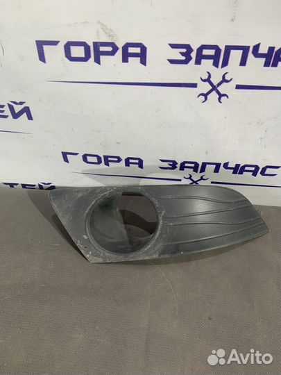 Оправа птф правая Renault Logan 1