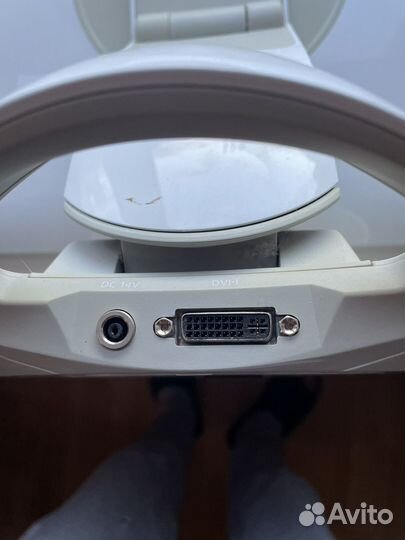 Монитор Samsung