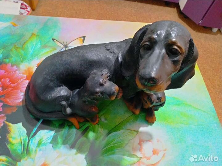 Статуэтка такса