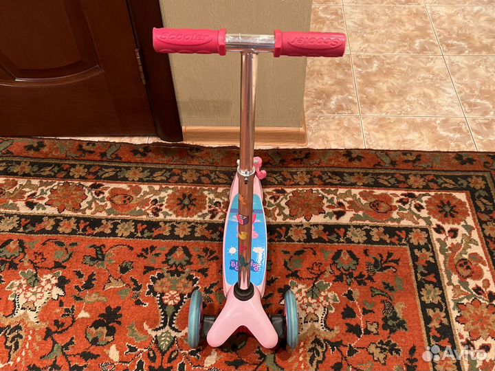 Самокат для девочки