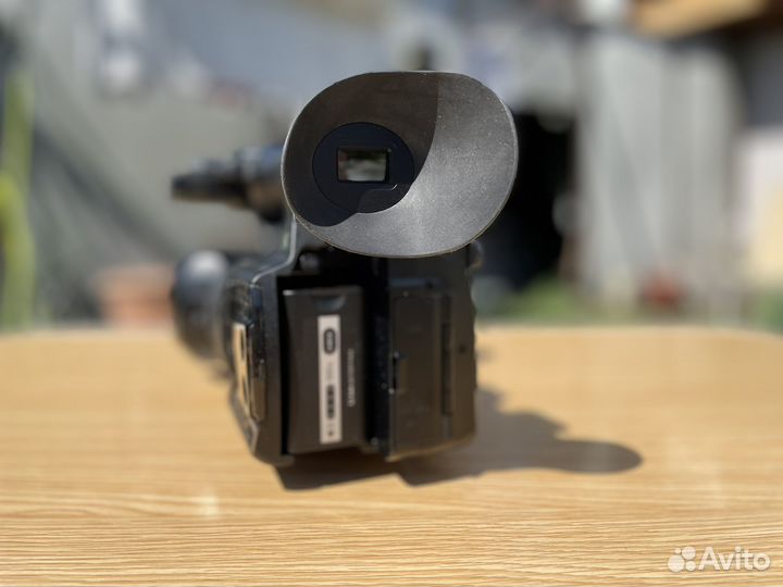 4К видеокамера panasonic HC-X1000 профессиональная