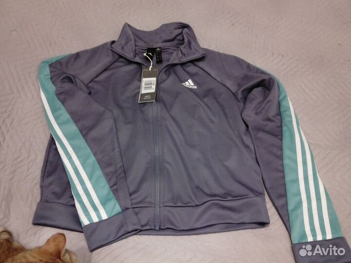 Спортивный костюм adidas новый