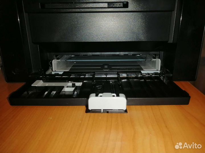 Лазерный мфу Canon отл.сост